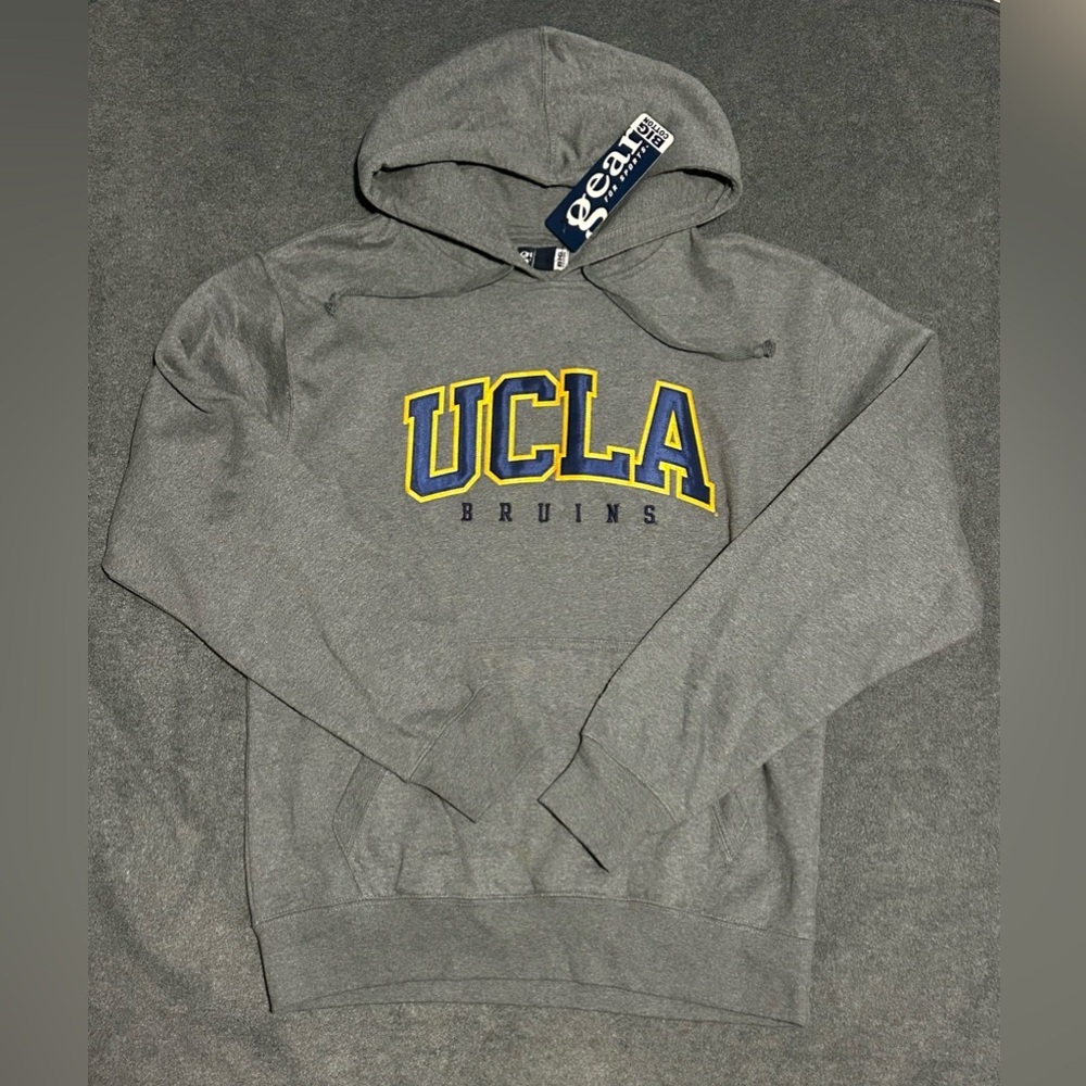 NWT UCLA Bruins Gear for Sports Grey Embroidered Sweatshirt Hoodie - M